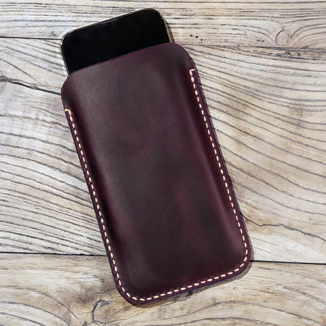Leather Phone Sleeve  Handmade - Personalized - Tigre X Studio