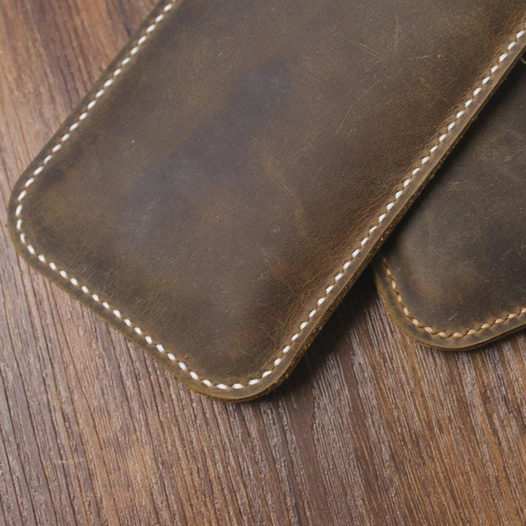 Leather Phone Sleeve  Handmade - Personalized - Tigre X Studio
