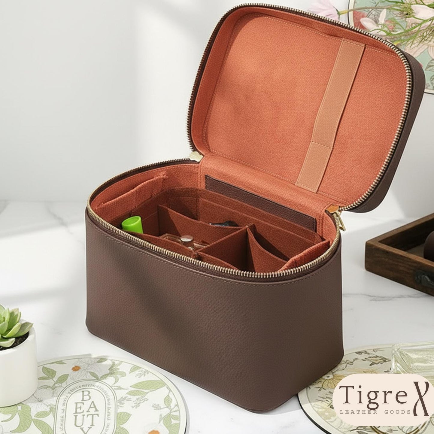 Leather Cosmetic Bag - Tigre X Studio