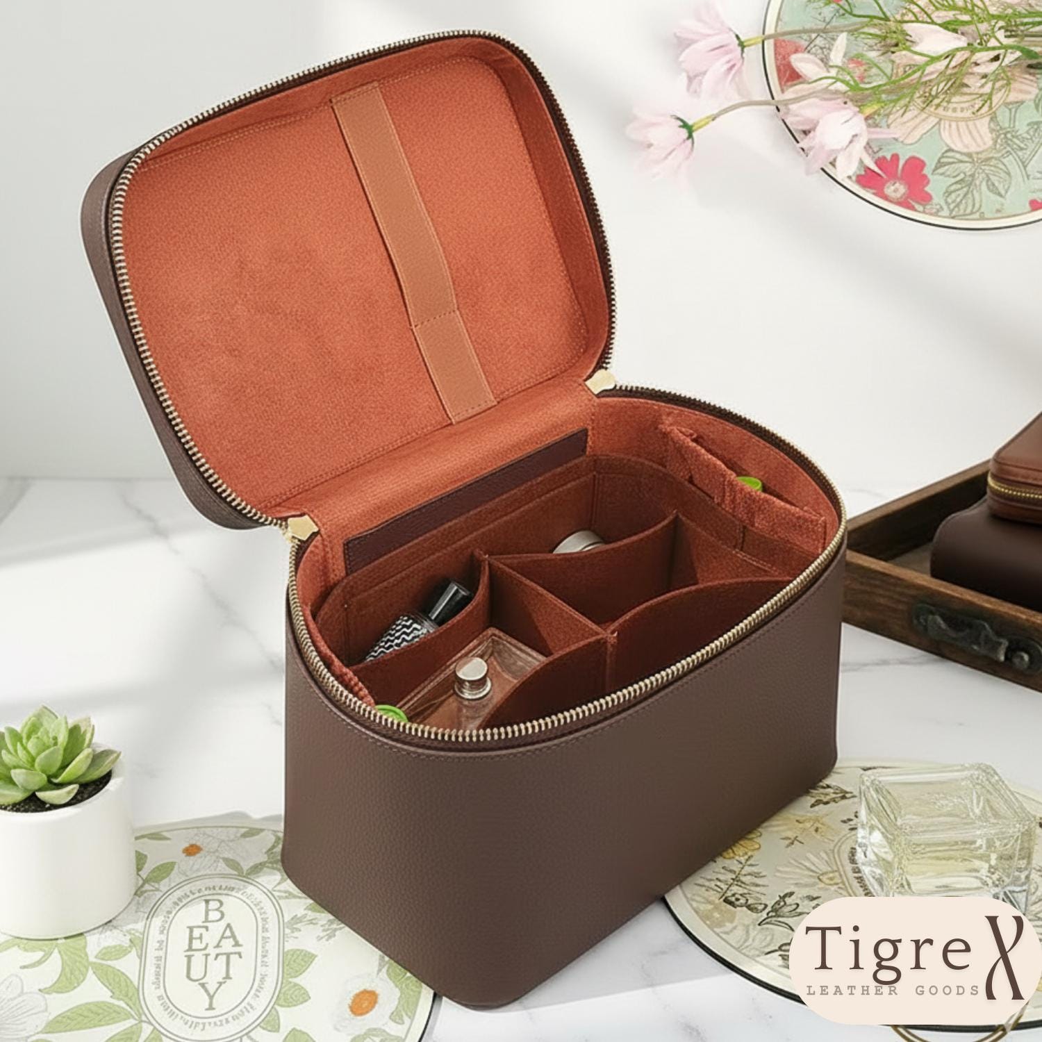 Leather Cosmetic Bag - Tigre X Studio